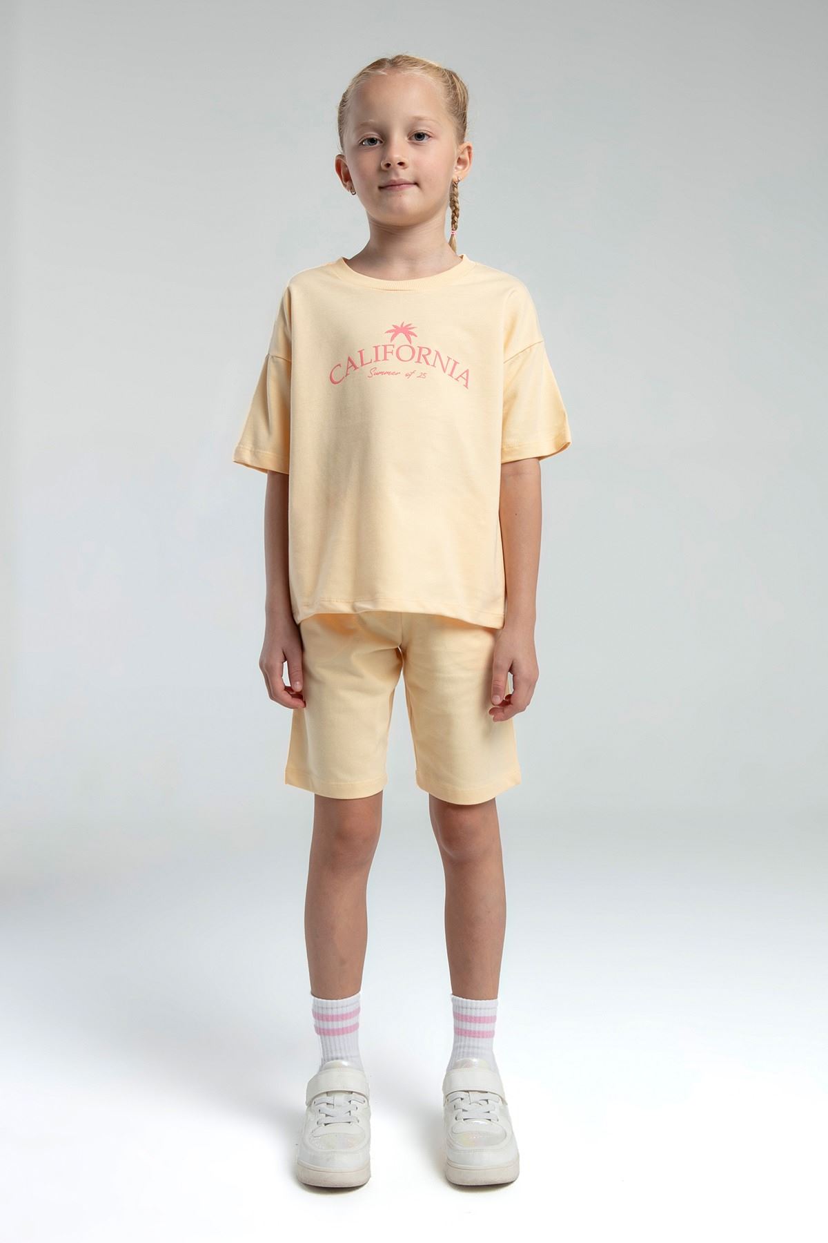 2-15 Yaş Calıfornıa Kız Çocuk Takım-Bej