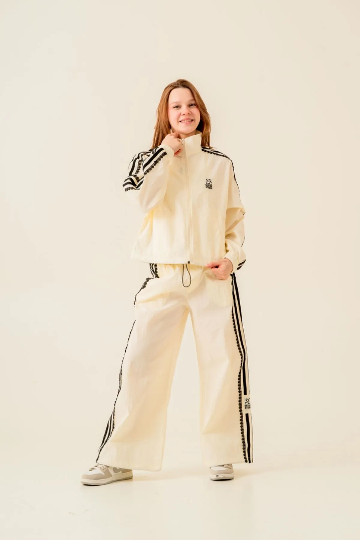 9-15 Yaş Design Berceste Sport Kız Çocuk Takım-Krem