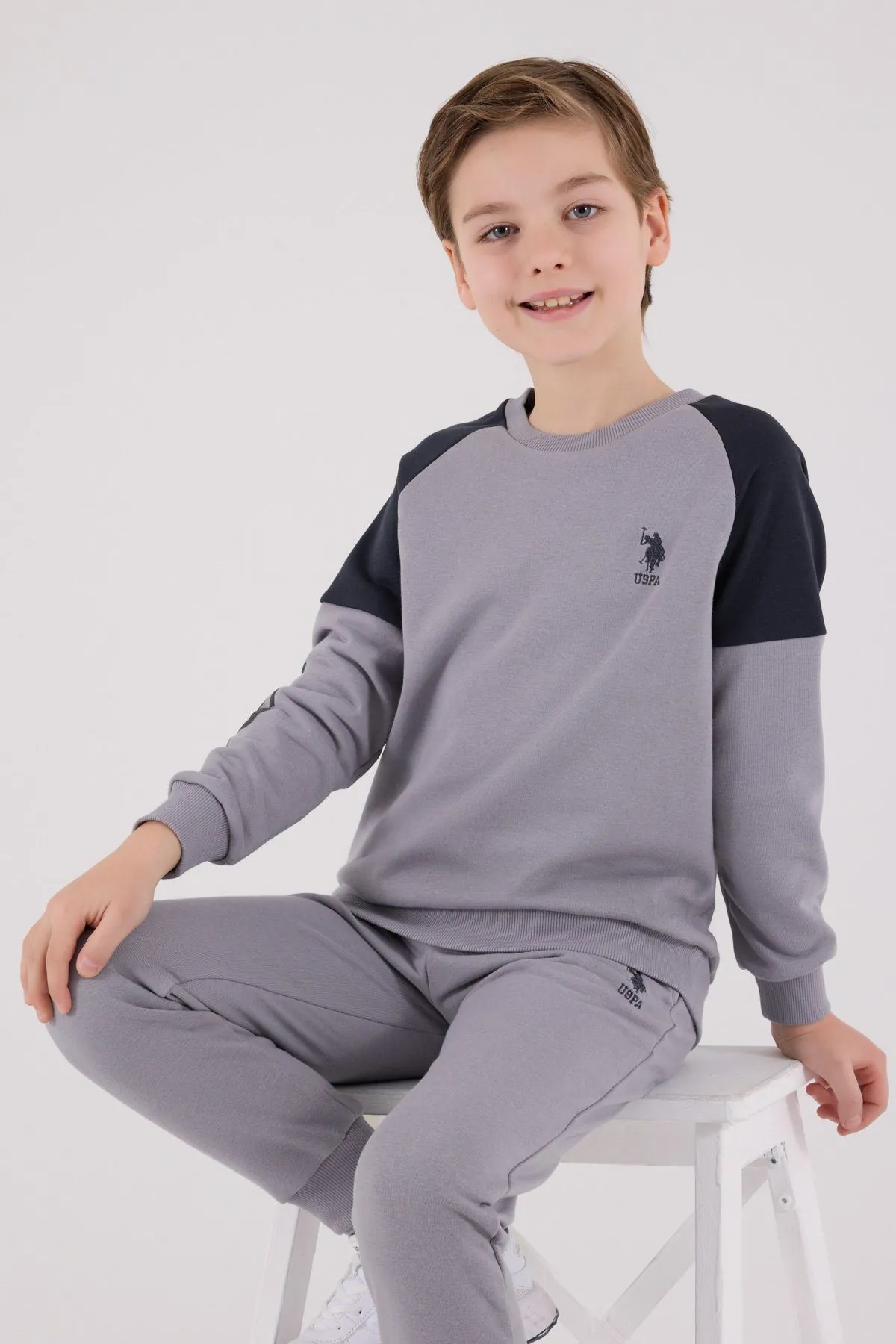 4-15 Yaş Lisanslı Us Polo Assn Erkek Çocuk Takım-Uzay Grisi