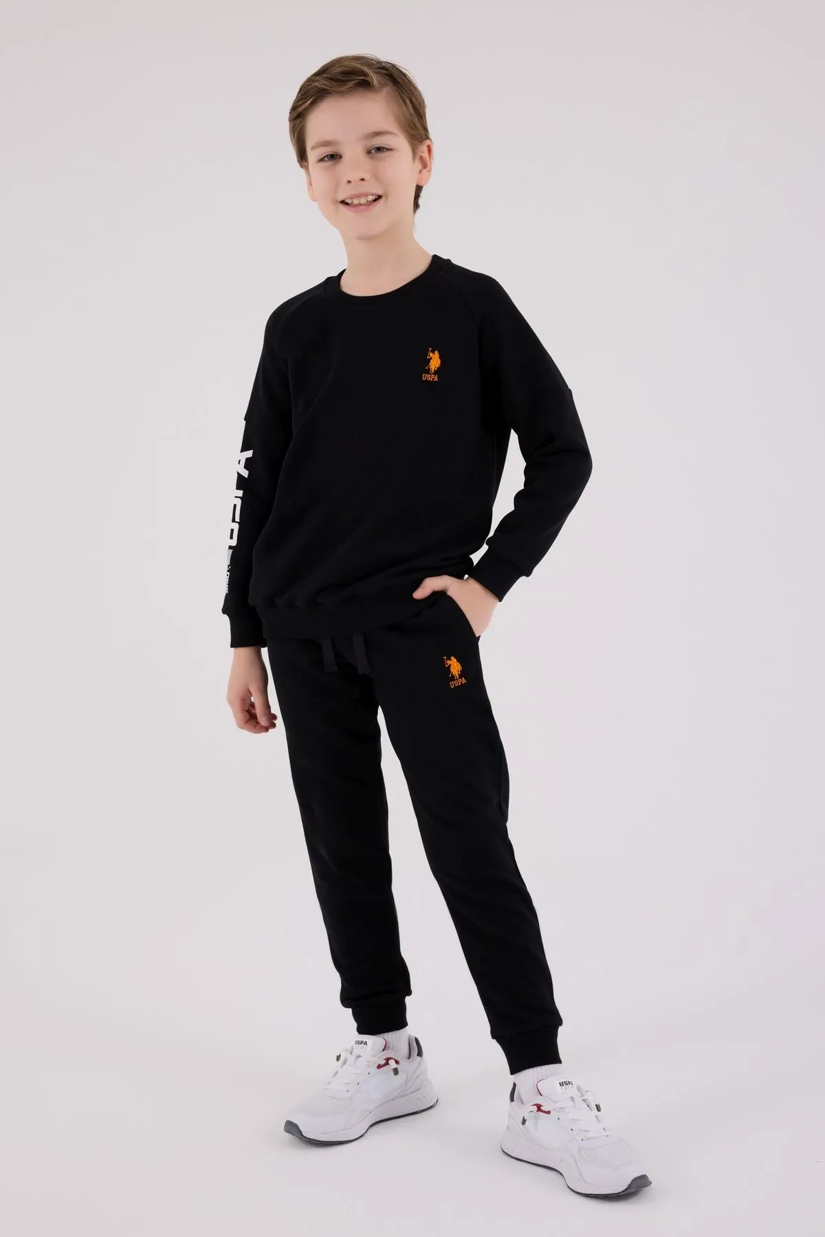 4-15 Yaş Lisanslı Us Polo Assn Erkek Çocuk Takım-Siyah
