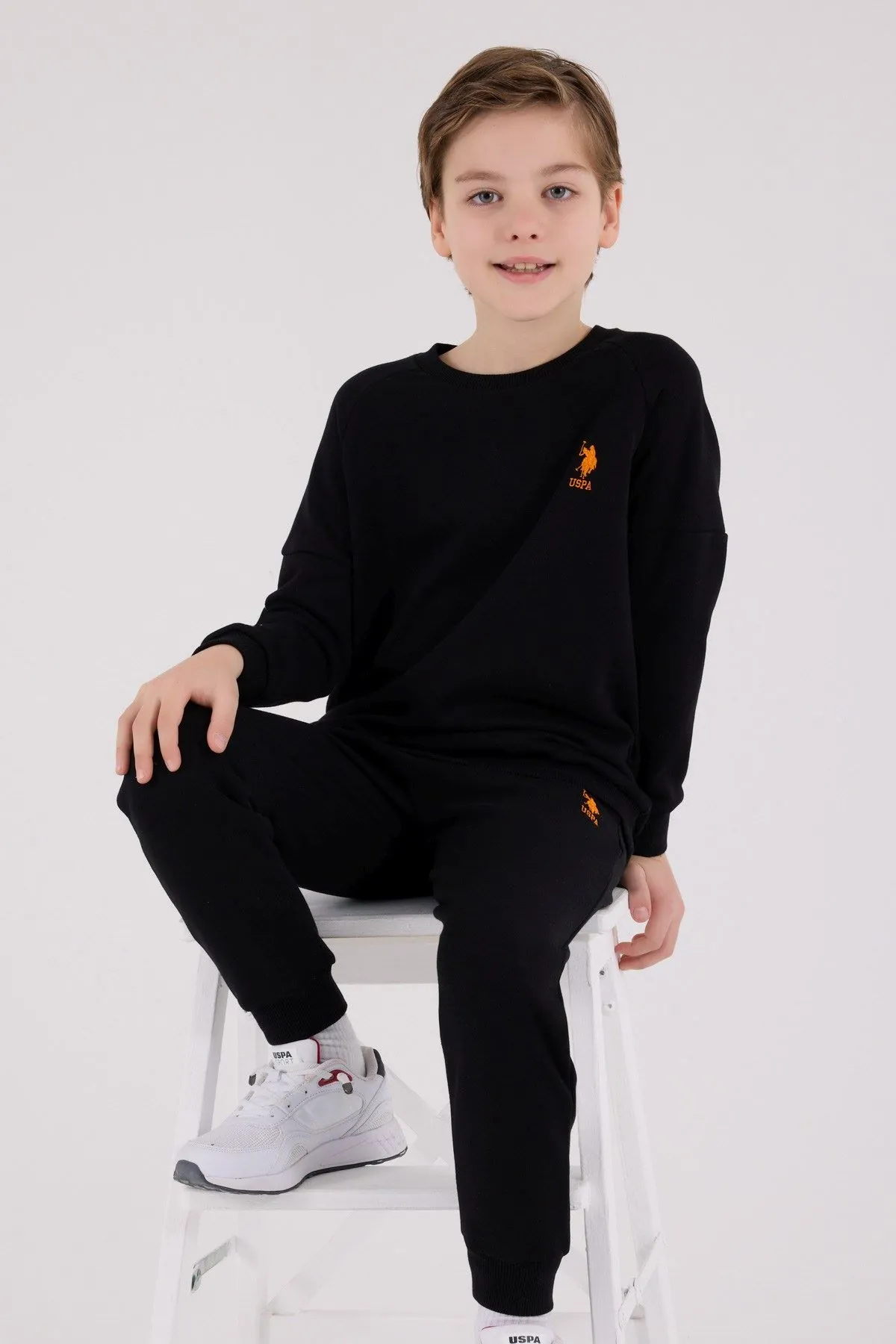 4-15 Yaş Lisanslı Us Polo Assn Erkek Çocuk Takım-Siyah
