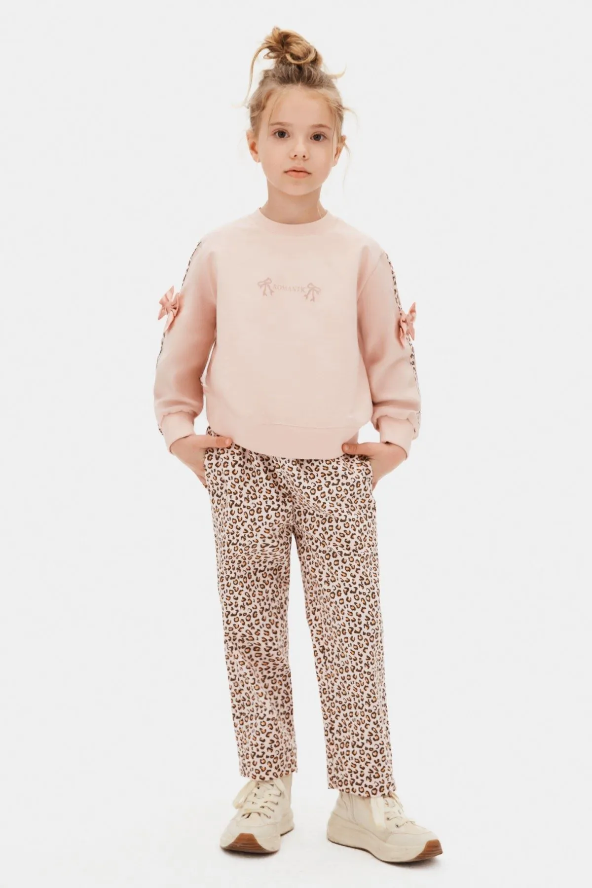4-8 Yaş Pink Leo Ribbon Kız Çocuk Takım-Şeker Pembe