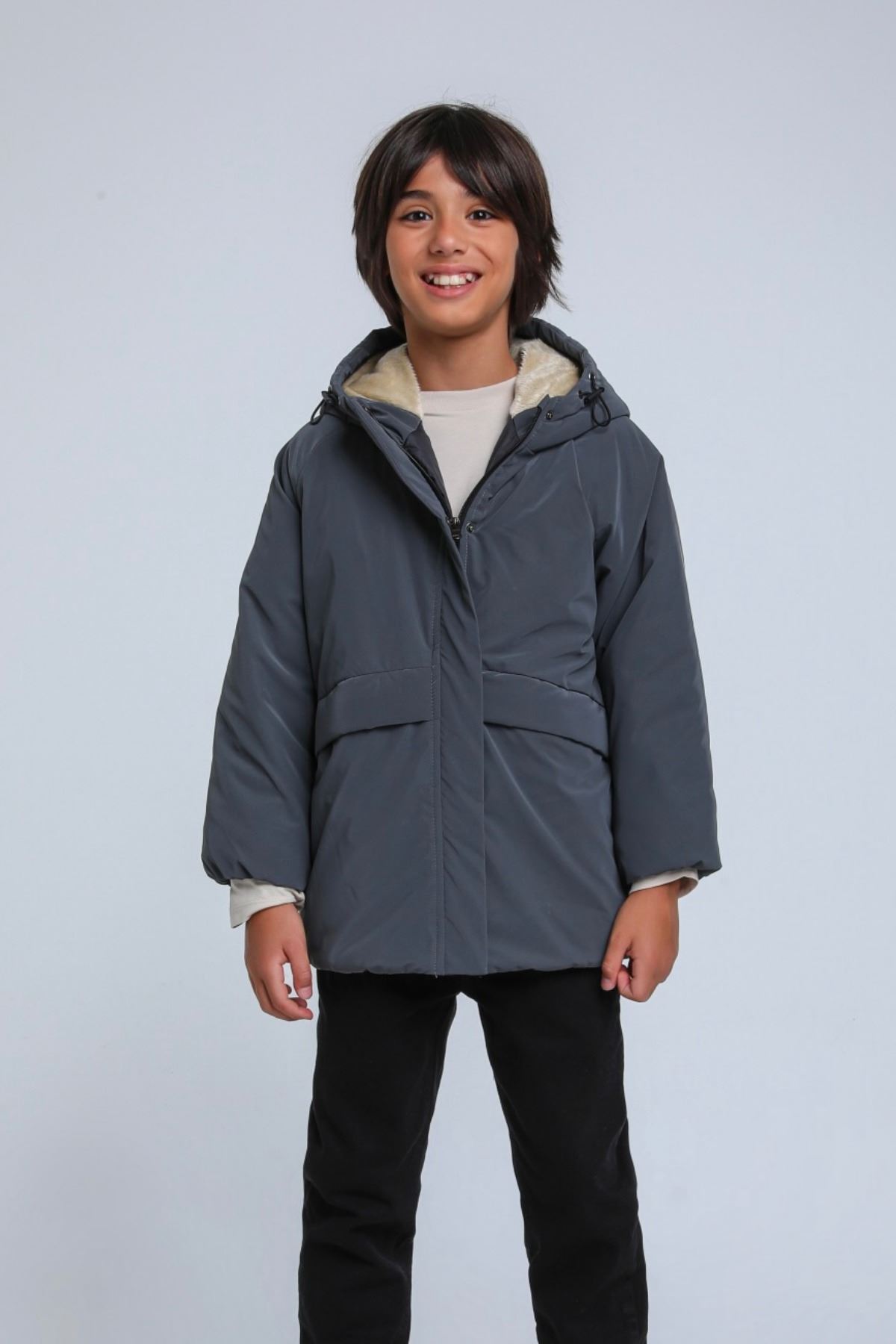 REKLAMLARDA ÖZEL FİYAT ! 8-14 Yaş Shadow Premium Core Erkek Çocuk Mont-Antrasit