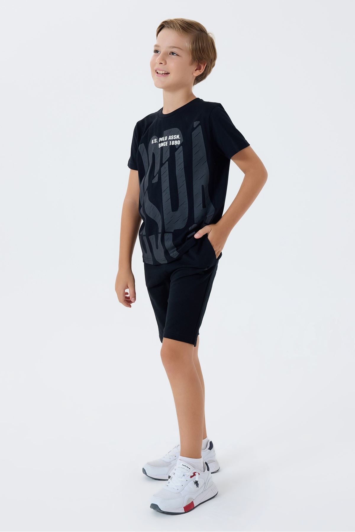4-15 Yaş Lisanslı Us Polo Assn Erkek Çocuk Takım-Siyah