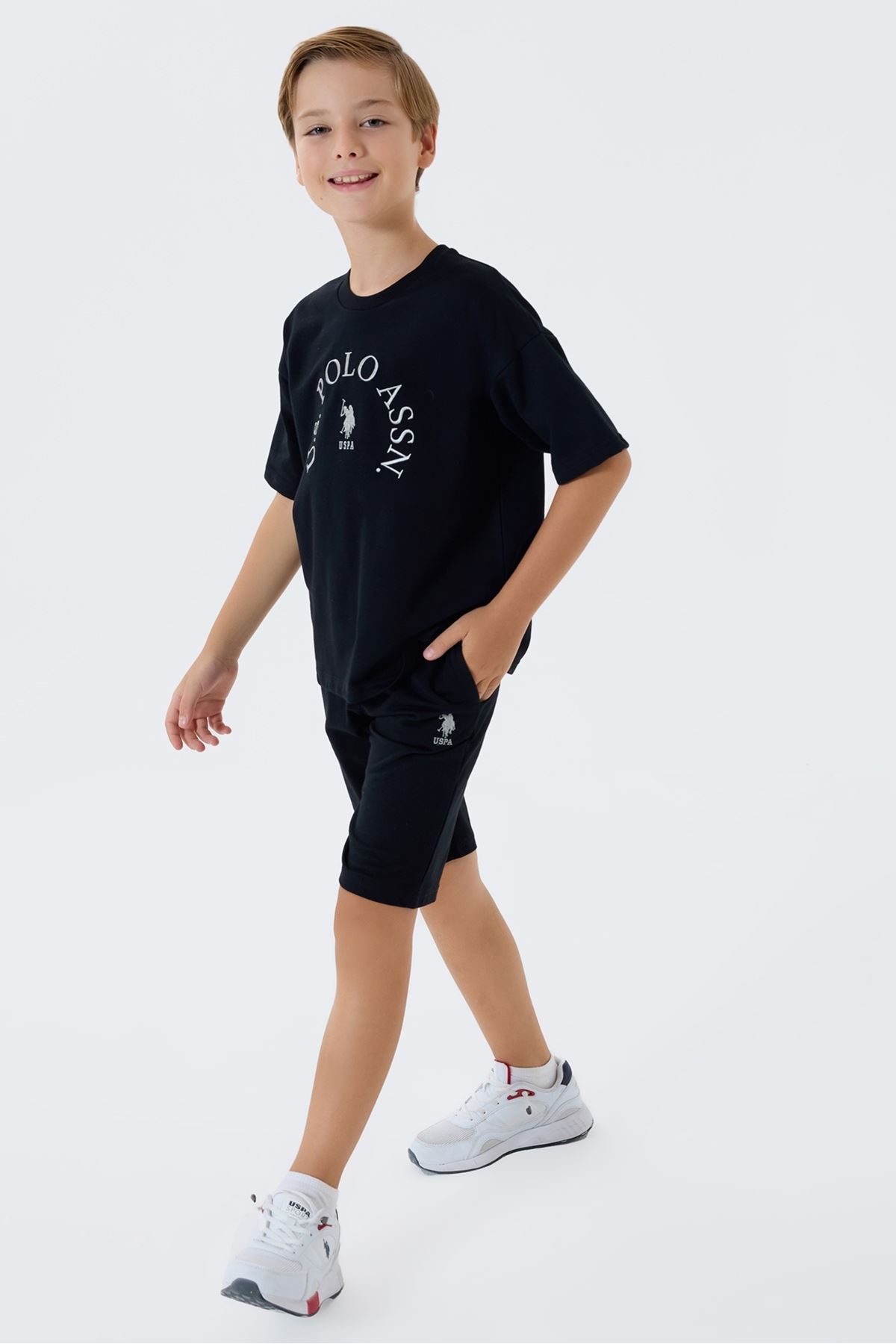 4-15 Yaş Lisanslı Us Polo Assn Erkek Çocuk Takım-Siyah