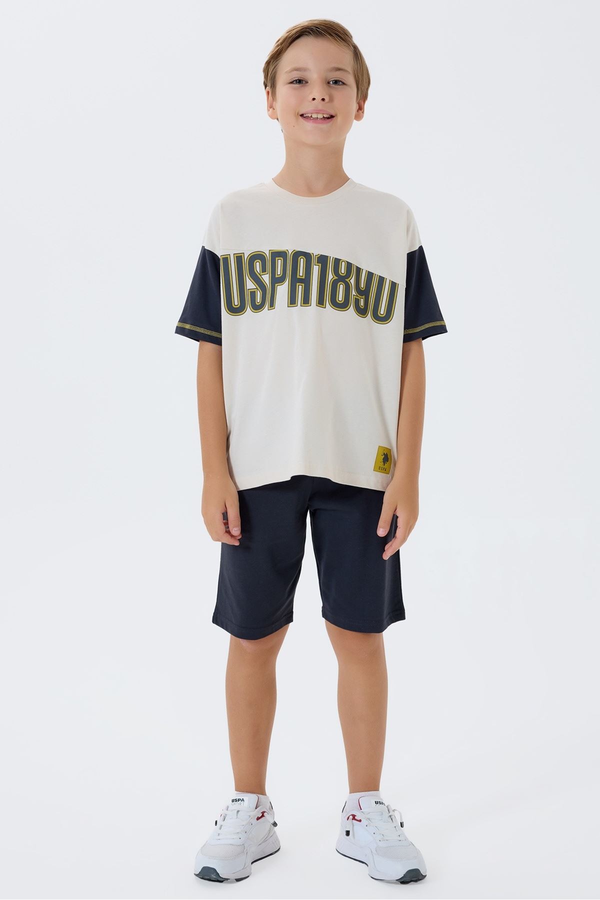 4-15 Yaş Lisanslı Us Polo Assn Erkek Çocuk Takım-Latte