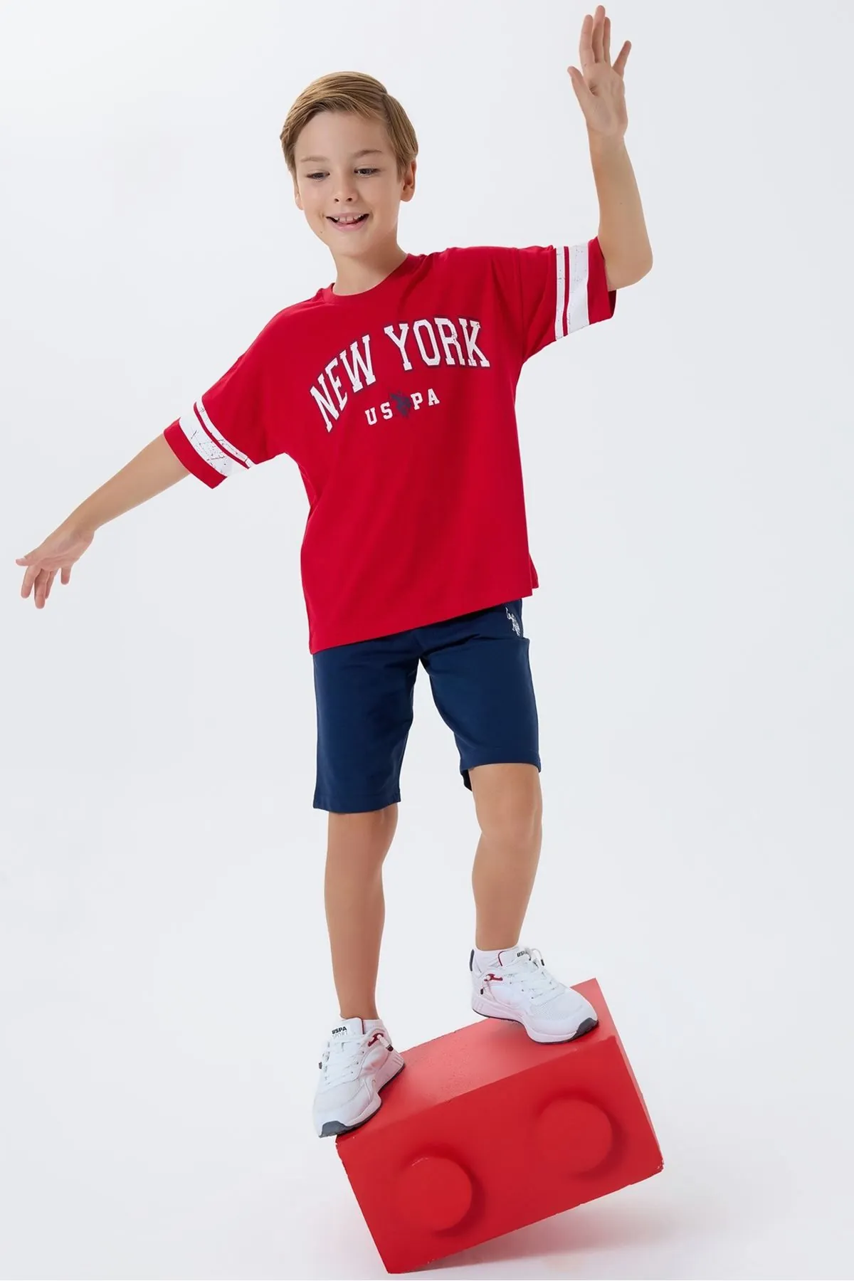 4-15 Yaş Lisanslı Us Polo Assn Erkek Çocuk Takım-Kırmızı