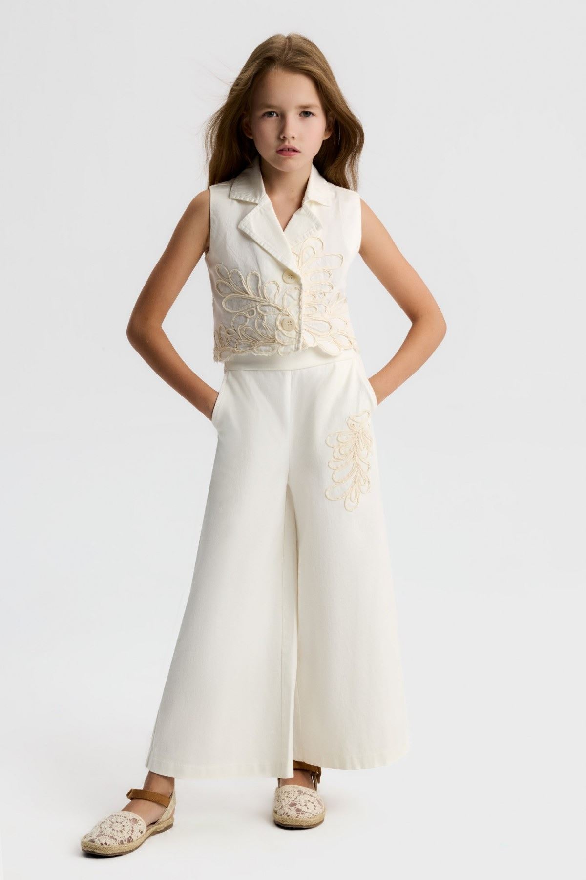 8-14 Yaş Crystal Grace Kız Çocuk Takım-Ekru